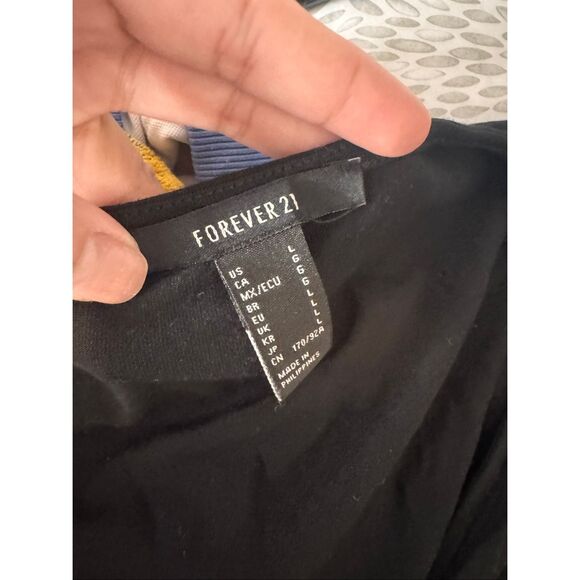 Forever 21 Black Long Sleeve Deep V Bodysuit Women’s Size L | Stretchy Knit One- - Picture 4 of 6